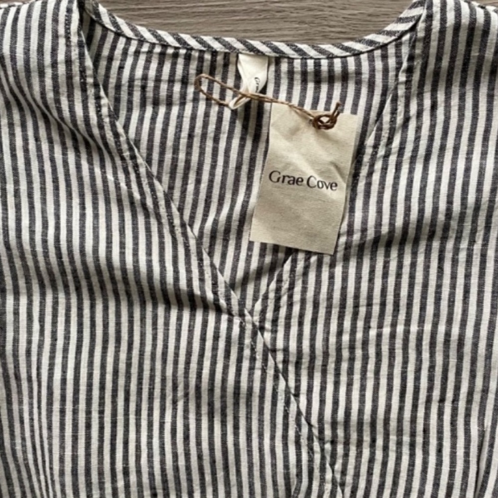 Grae Cove Black and White stripe dress 100% linen .NWT size L